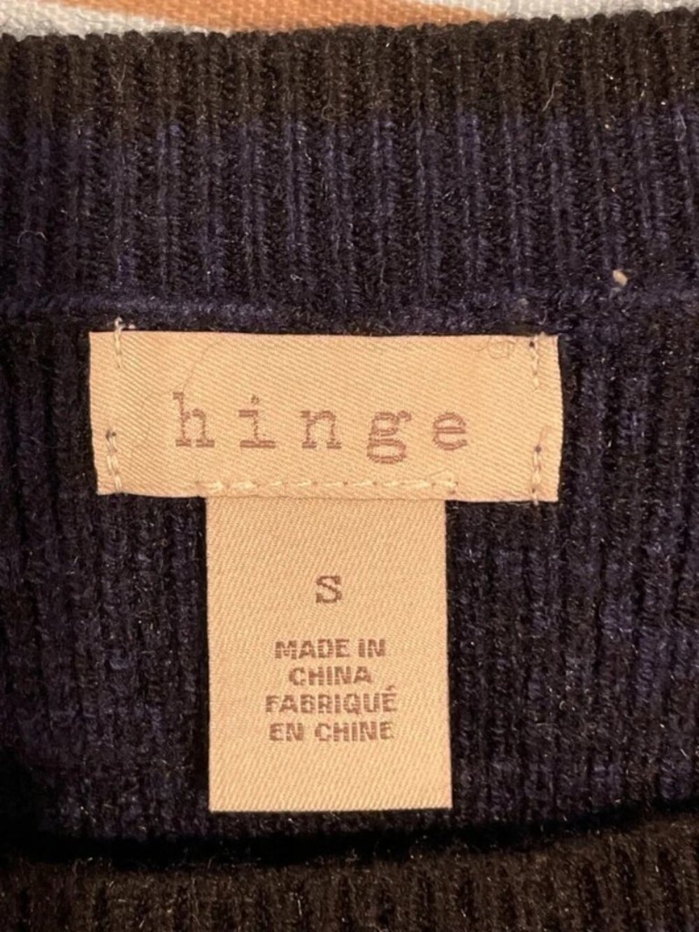 Hinge Women’s Navy Ruffle Front Ribbed Sweater S - Picture 4 of 5